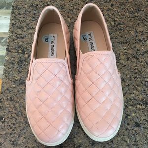 Steve Madden slip on sneakers